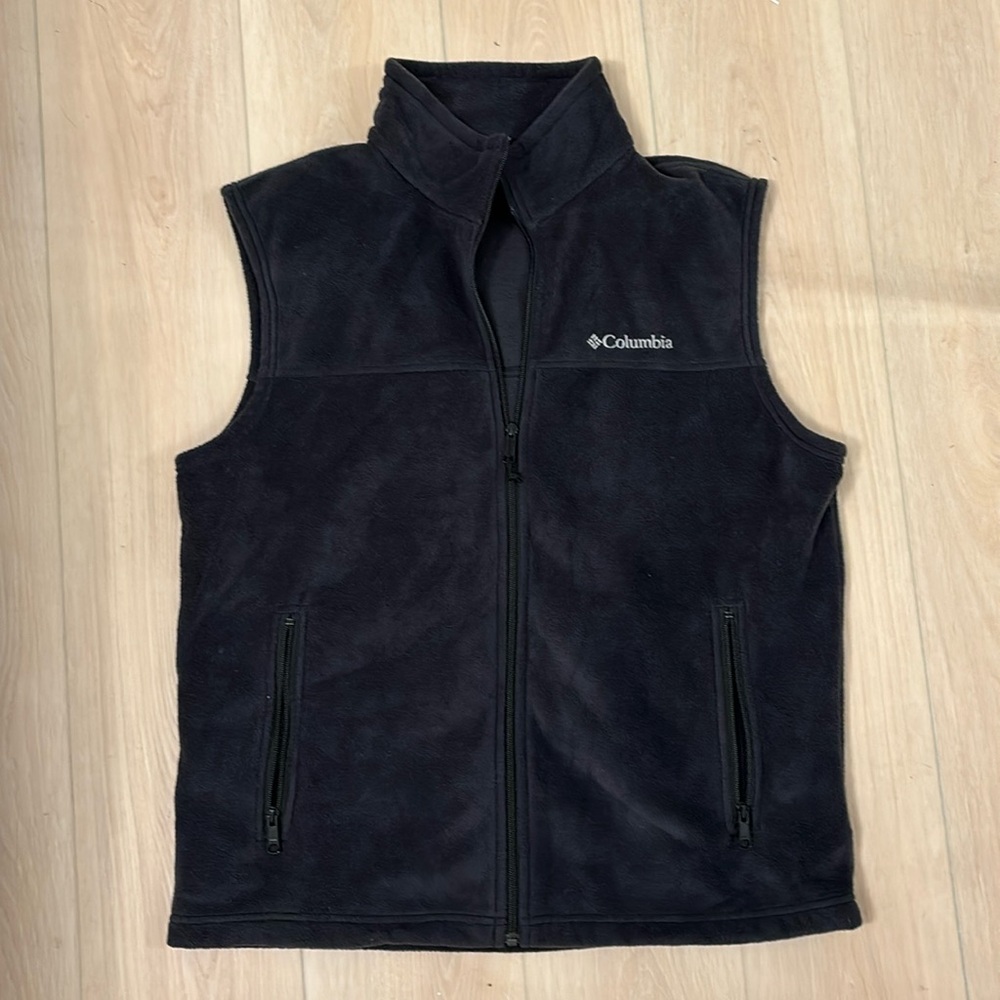Men’s Columbia fleece vest